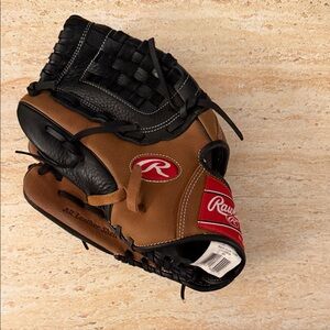 Rawlings Tan and Black Kids Baseball Glove